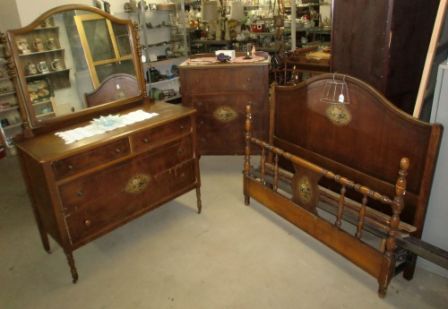  Antique Chest Of Drawers